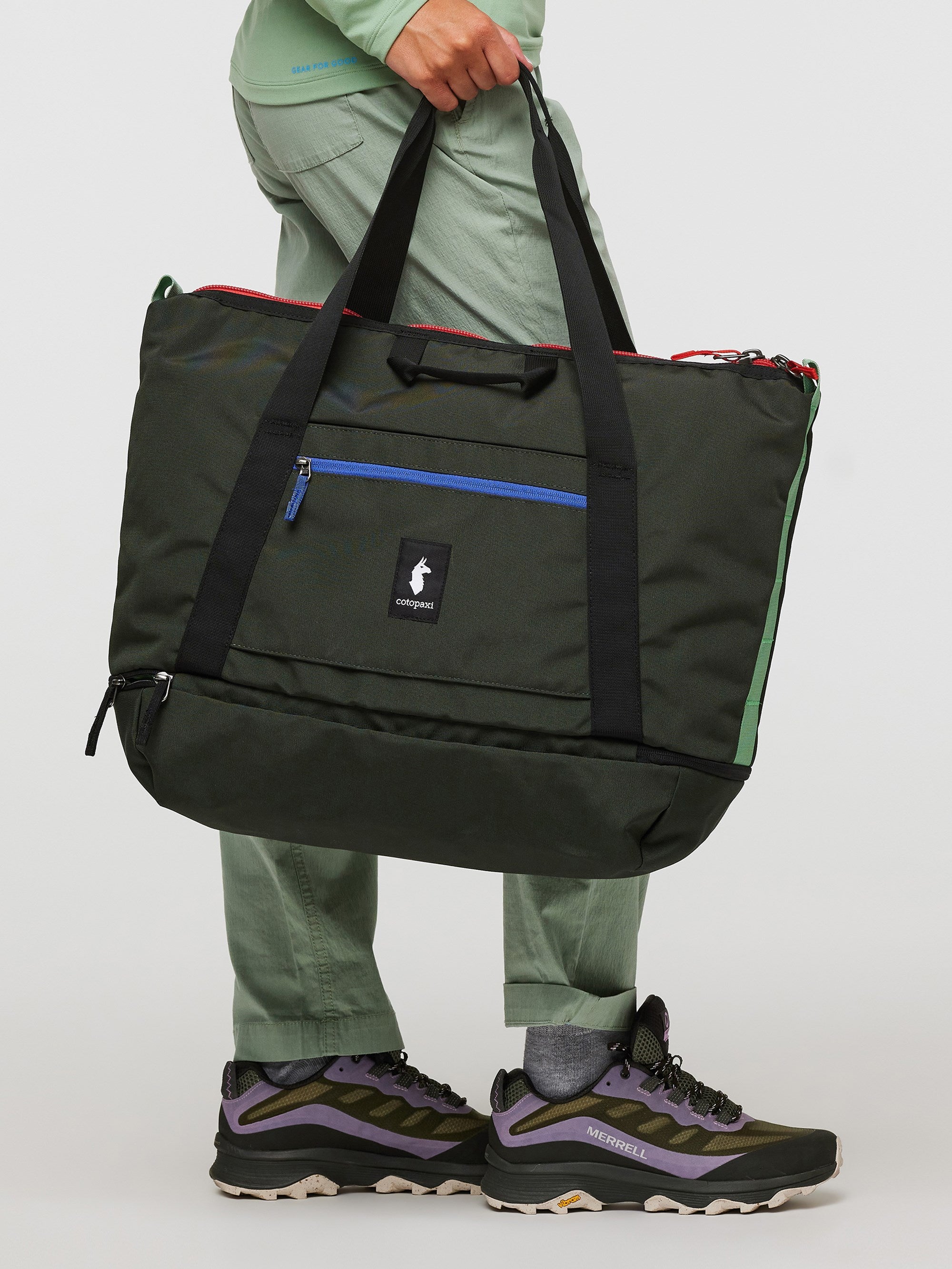 Cotopaxi Viaje 35L Weekender Bag
