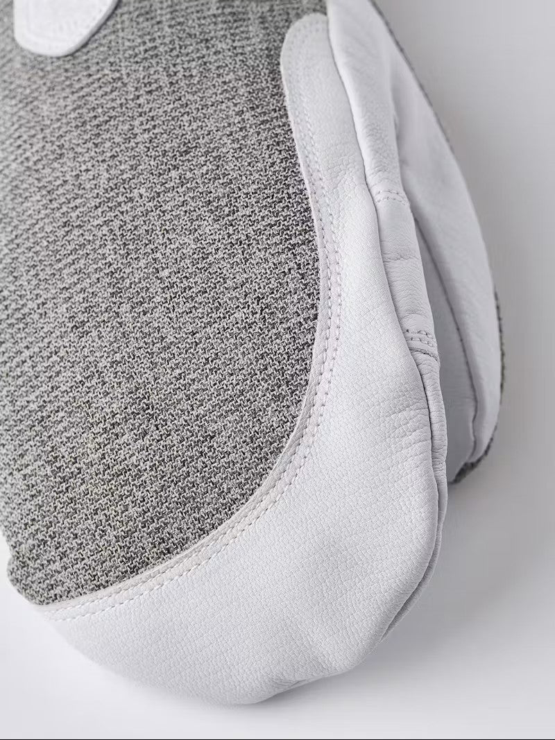 Hestra Women’s Patrol Gauntlet Mitt – Ski & Snowboard Mitten